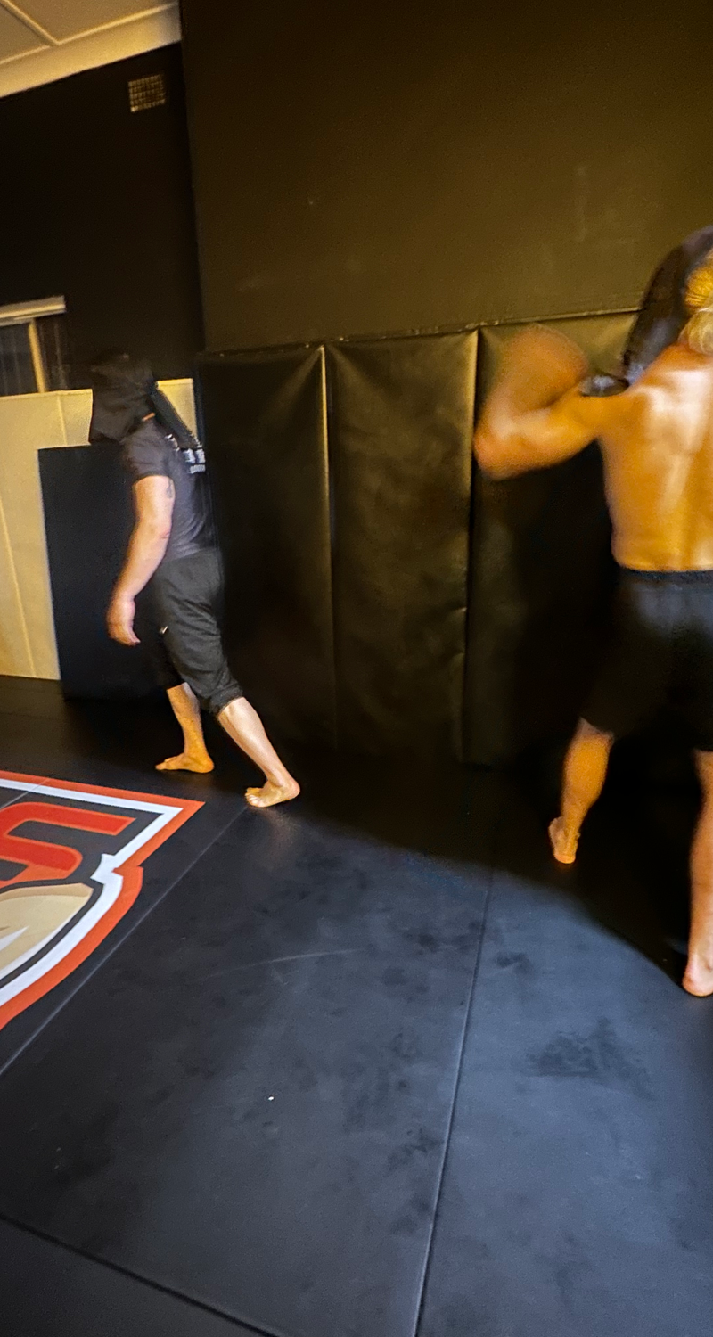 Blindfolded sparring — returning to the body through trust